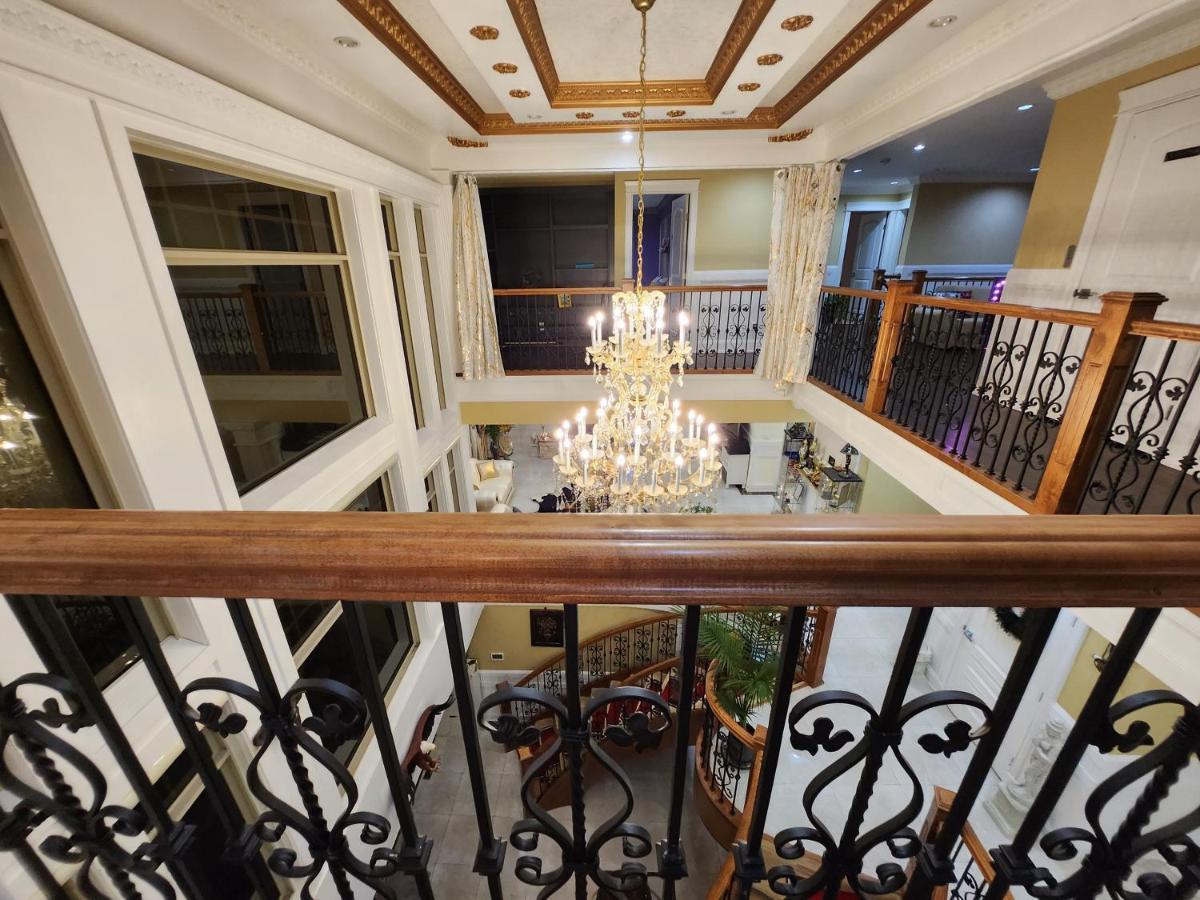 Empire Palace Hotel Surrey Ngoại thất bức ảnh