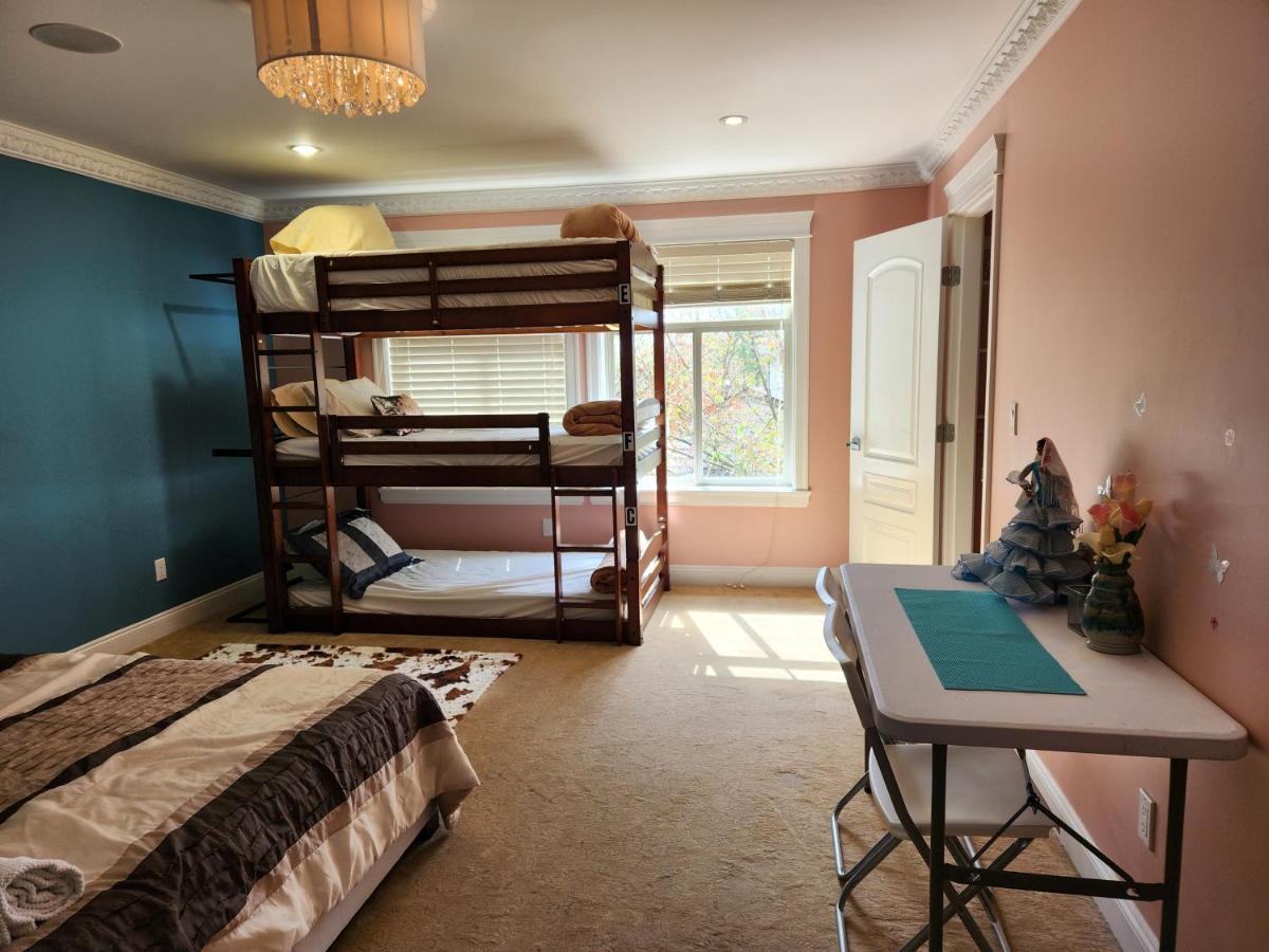 Empire Palace Hotel Surrey Ngoại thất bức ảnh